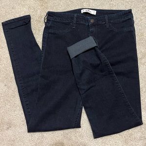 Hollister Dark Wash Skinny Jean